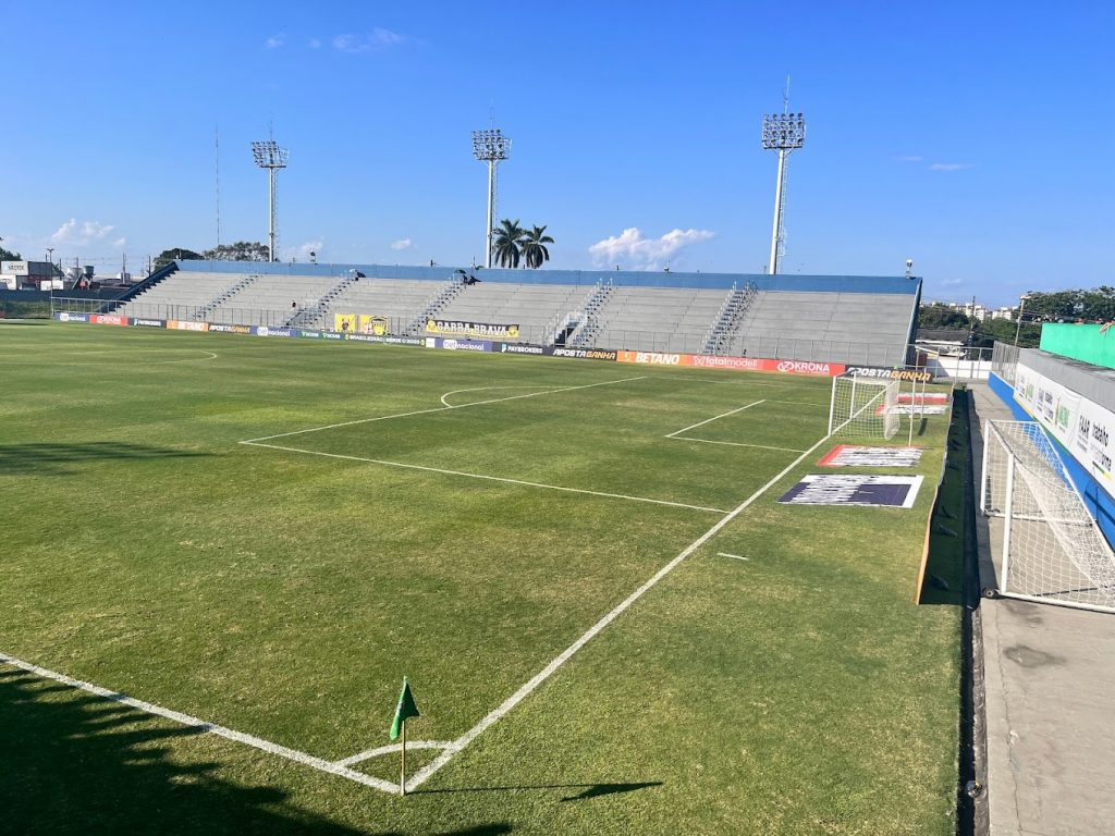 Estadio-Carlos-Zamith.jpg