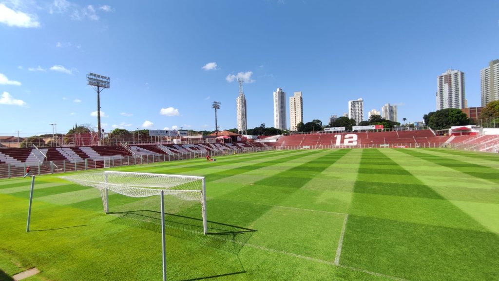 Estadio-Onesio-Brasileiro-Alvarenga.jpeg