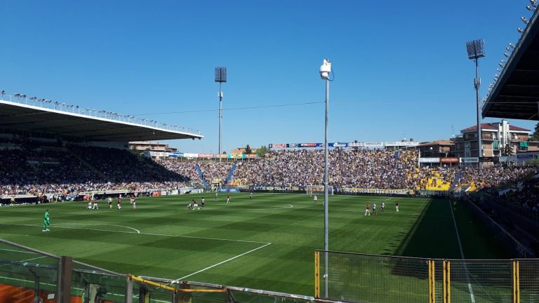 Stadio-Ennio-Tardini.jpg