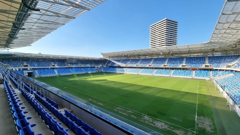 Stadion-Tehelne-pole.jpg