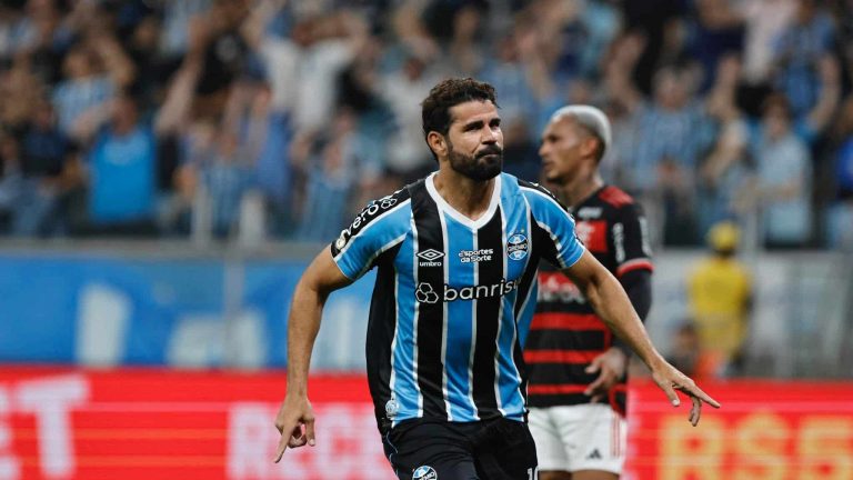 diego-costa-gremio-flamengo-169-scaled.jpg