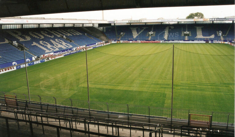 ruhrstadion_top.jpg